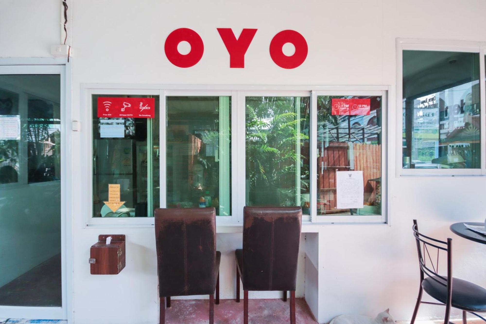 Oyo 1163 Eden Hostel Пхукет Экстерьер фото