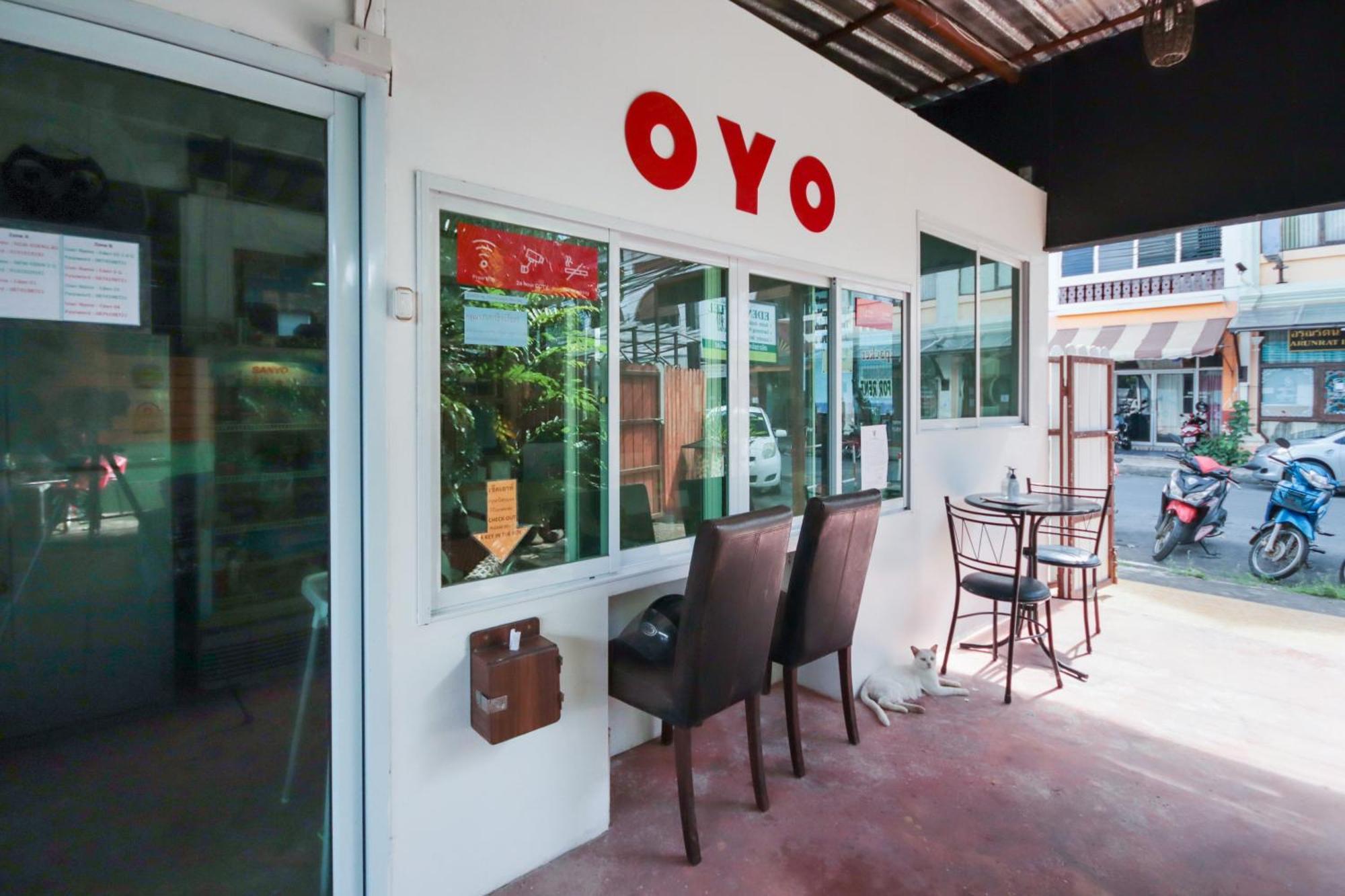 Oyo 1163 Eden Hostel Пхукет Экстерьер фото