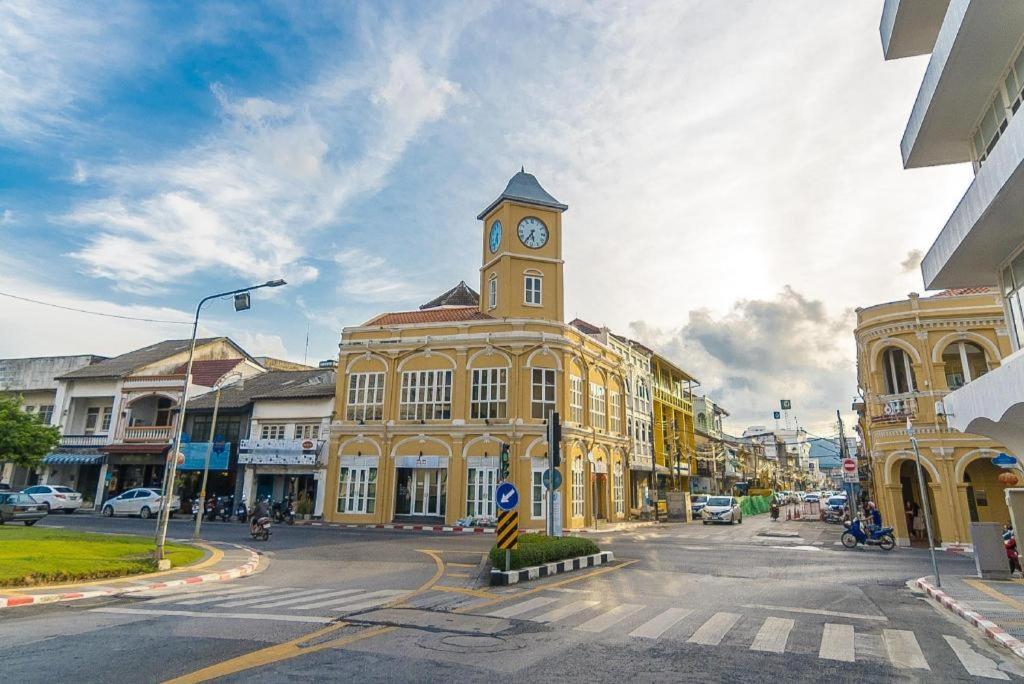 Oyo 1163 Eden Hostel Пхукет Экстерьер фото